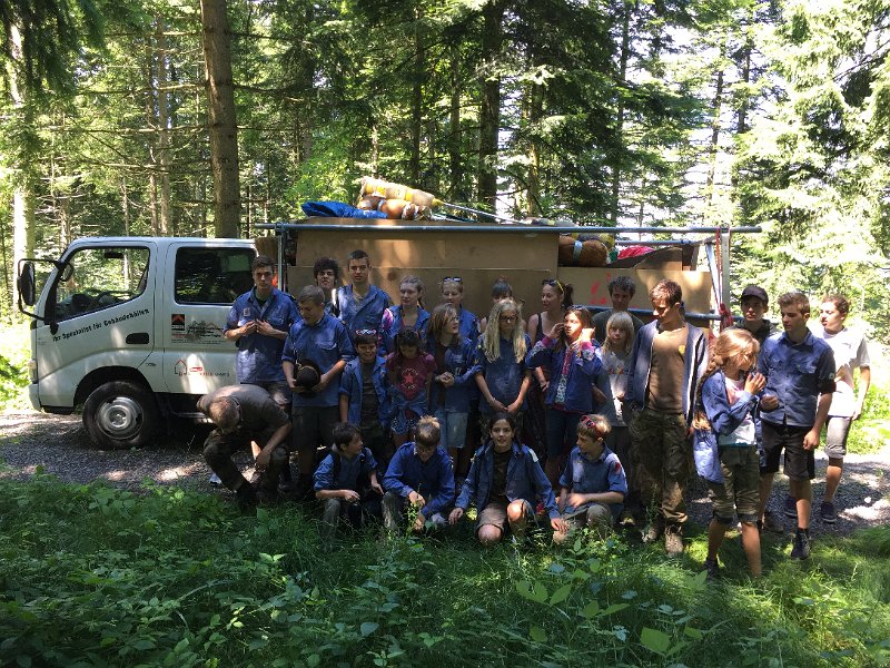 IMG_4635.JPG - richten fürs Abschlussfoto..