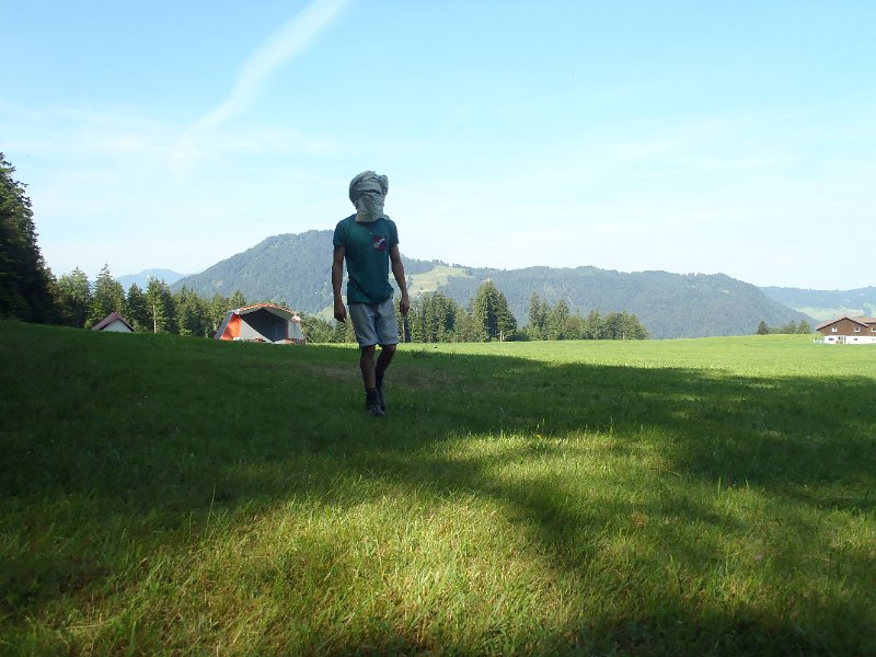 P7111141.JPG - Achtung Plünderer im Anmarsch