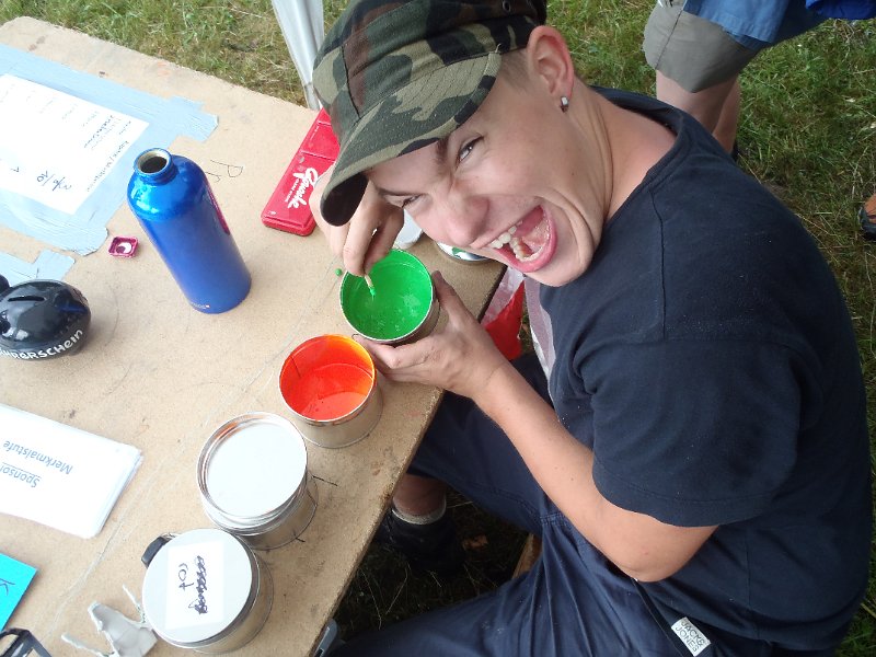 P7111209.JPG - Die Spezialfarben werden angemischt